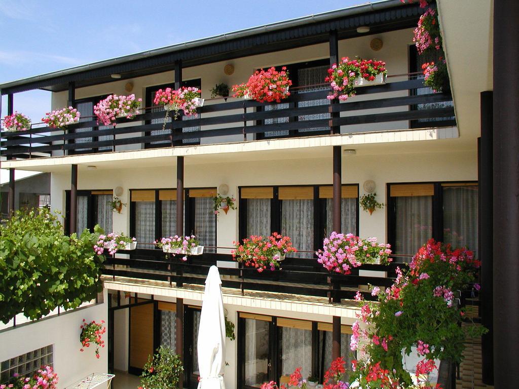 Rooms Vila Mautner Vodice Luaran gambar