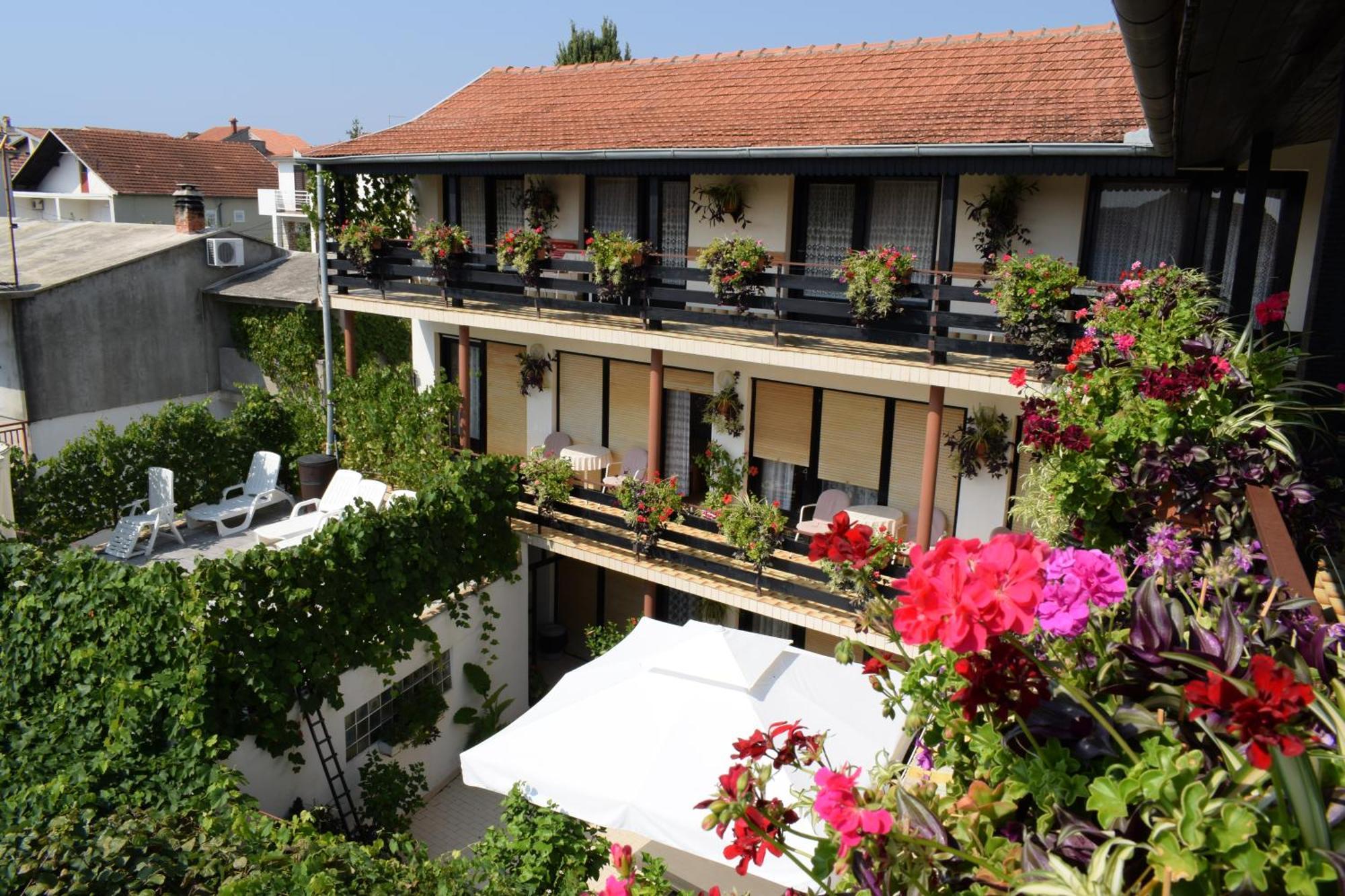 Rooms Vila Mautner Vodice Luaran gambar
