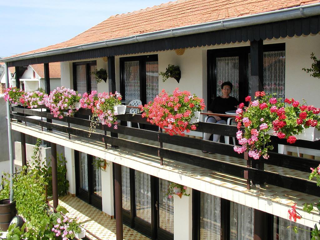 Rooms Vila Mautner Vodice Luaran gambar
