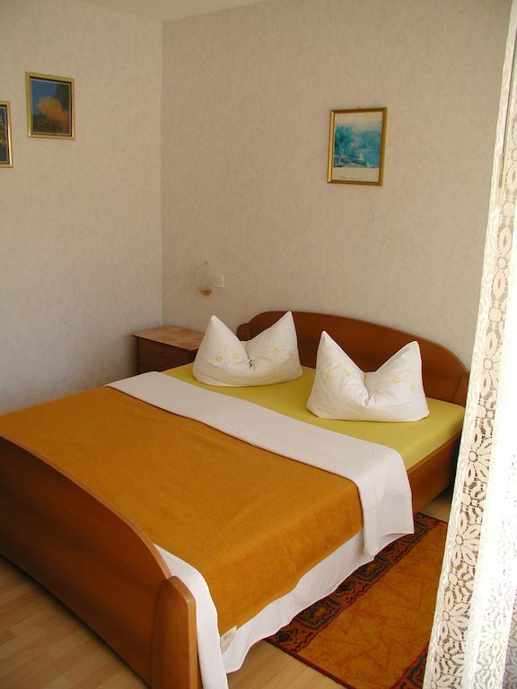 Rooms Vila Mautner Vodice Bilik gambar