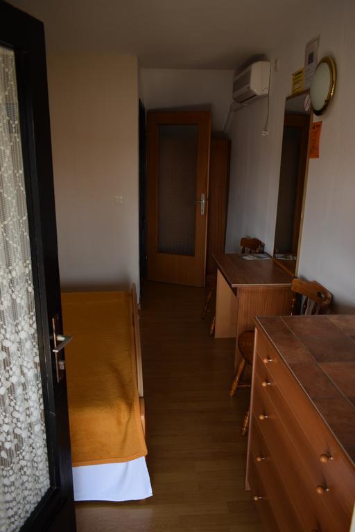 Rooms Vila Mautner Vodice Luaran gambar