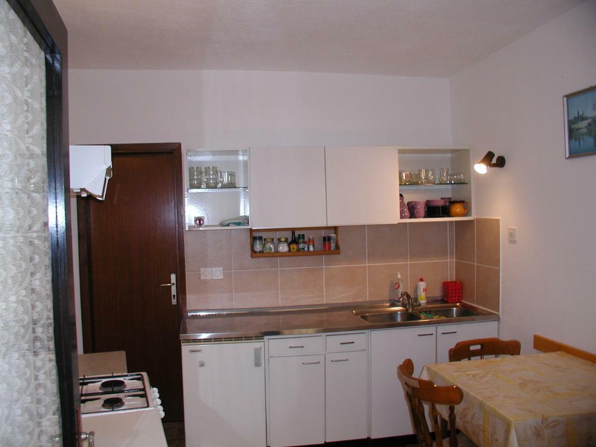 Rooms Vila Mautner Vodice Luaran gambar